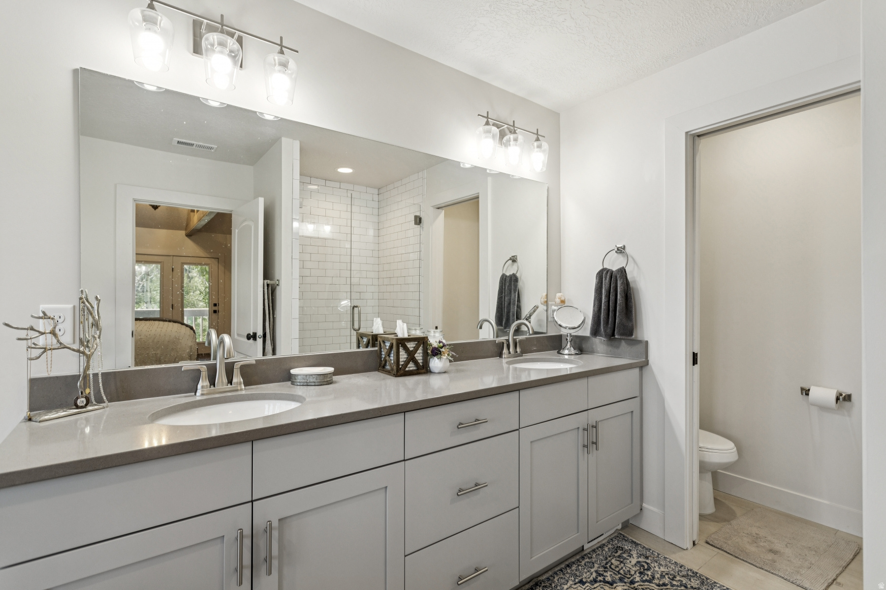 TIMBER LAKES - Residential