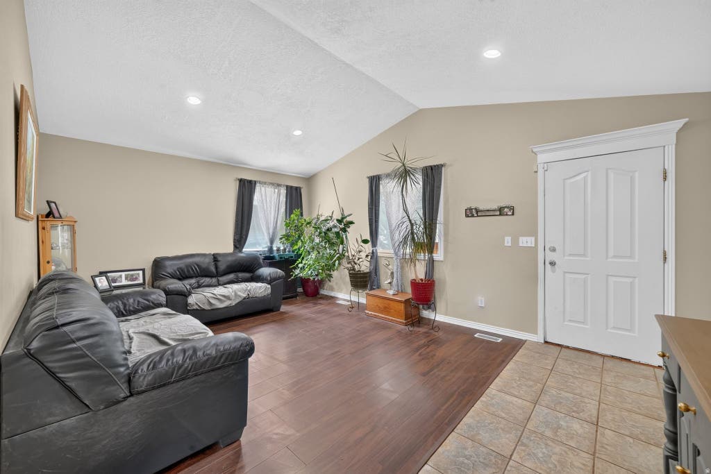 Photo of 12731 S DIAMONDBACK DR, Riverton, UT 84096 (MLS # 2170419)