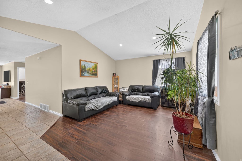 Photo of 12731 S DIAMONDBACK DR, Riverton, UT 84096 (MLS # 2170419)