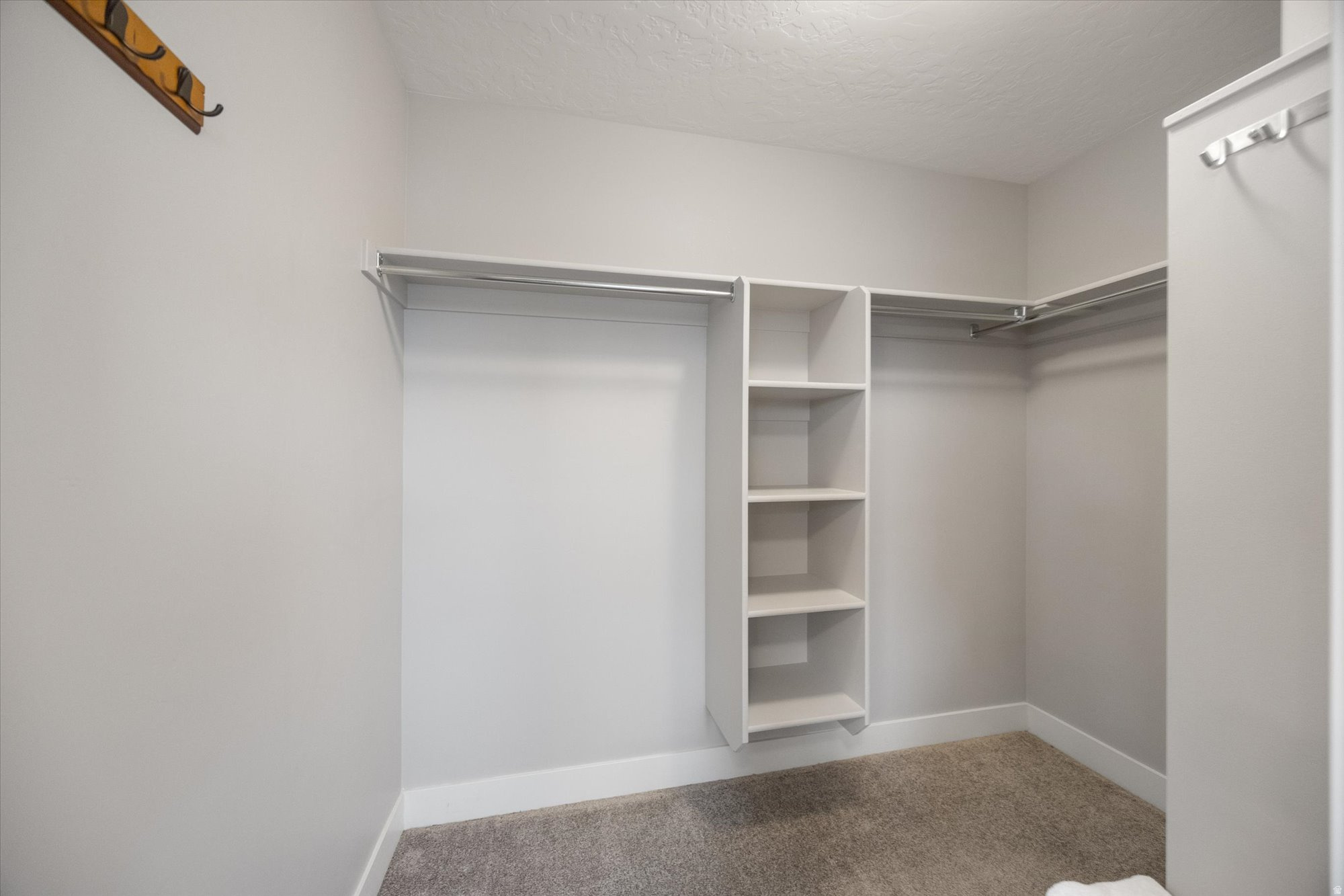 SCENIC MOUNTAIN - Residential