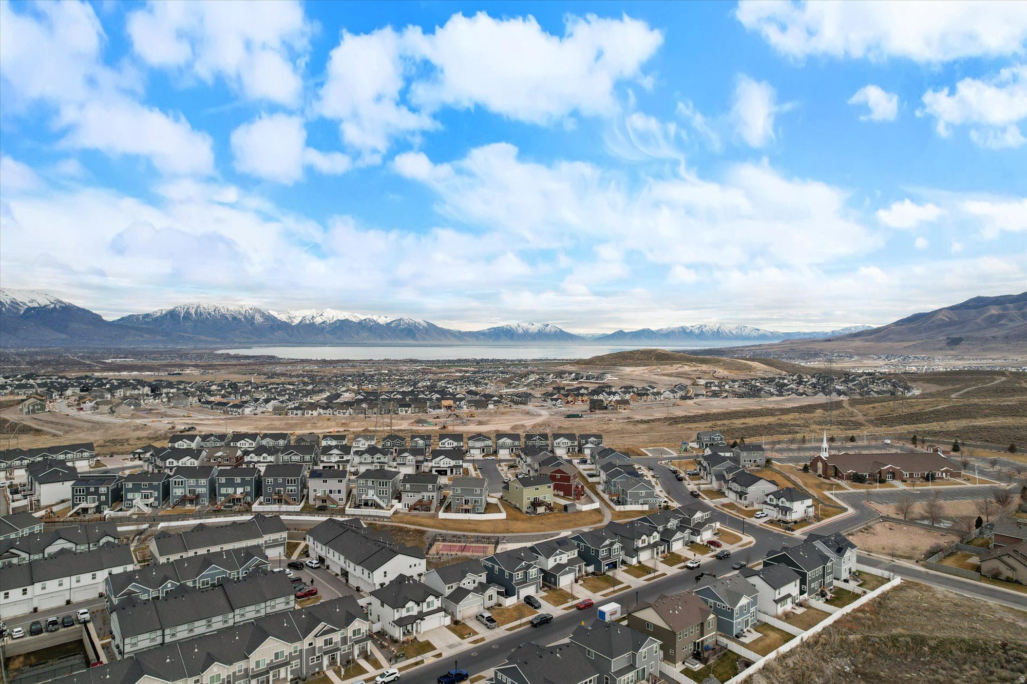 SCENIC MOUNTAIN - Residential