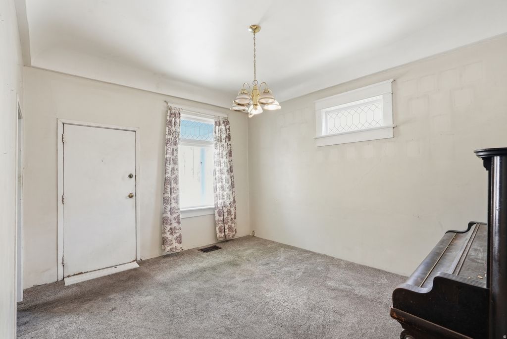 Photo of 731 N WALL ST, Salt Lake City, UT 84103 (MLS # 2151597)