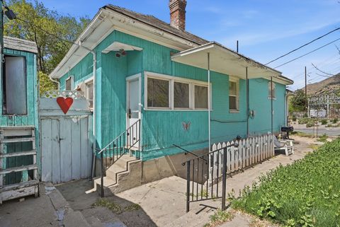 Tiny photo for 731 N WALL ST, Salt Lake City, UT 84103 (MLS # 2151597)