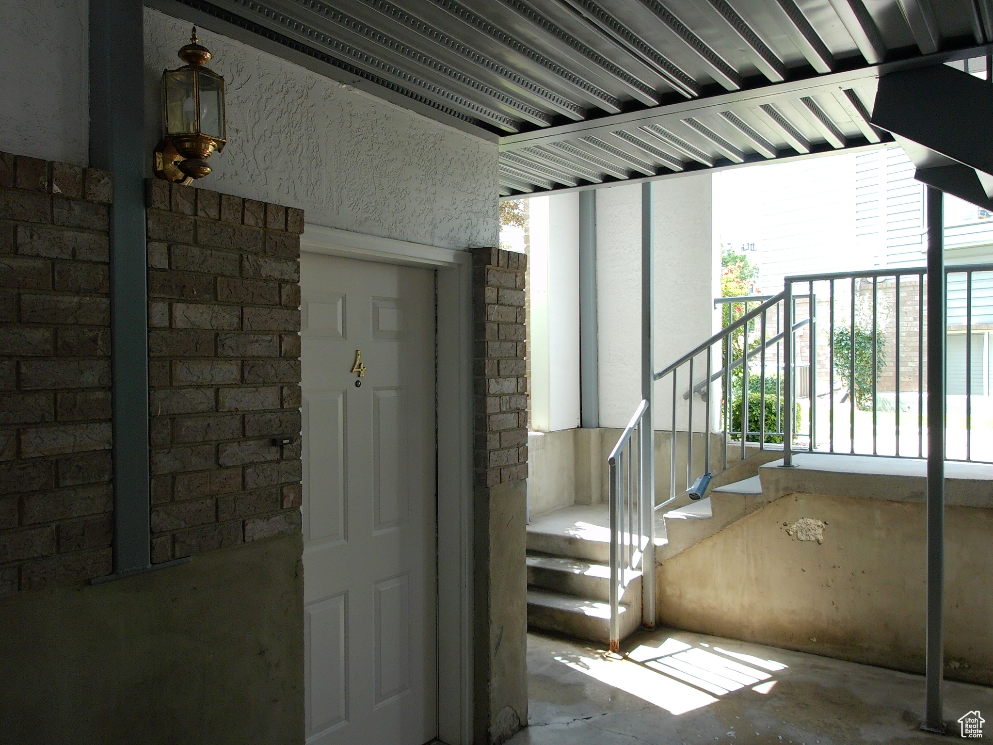 RIVERSIDE AVE CONDO - Residential
