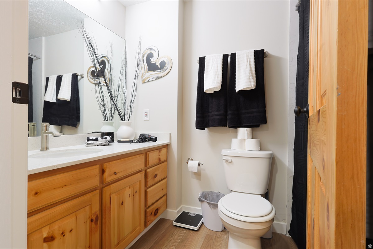 WOLF LODGE - Residential