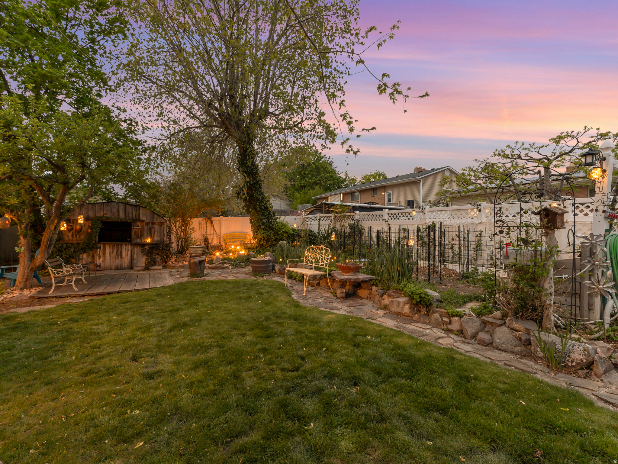 PEBBLE CREEK ESTATES - Residential