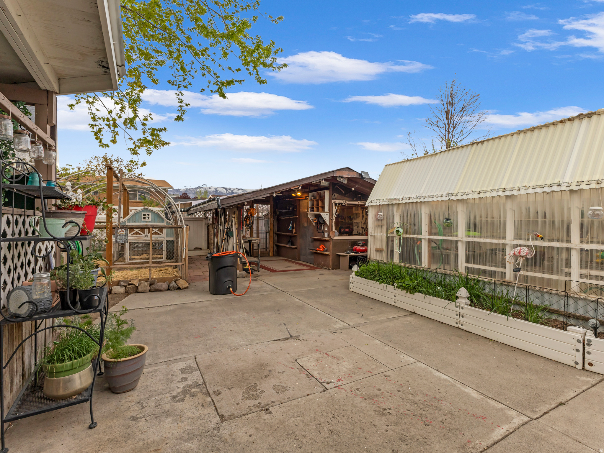 PEBBLE CREEK ESTATES - Residential