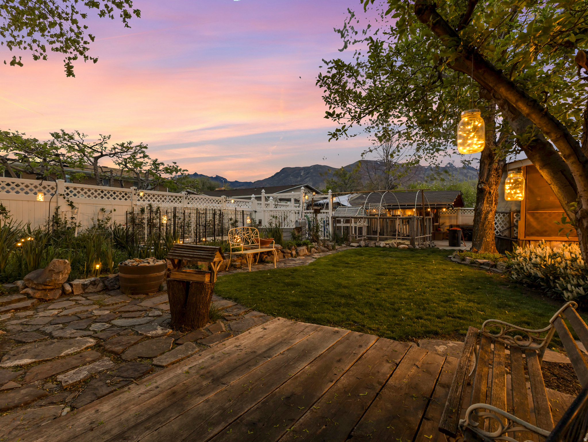 PEBBLE CREEK ESTATES - Residential