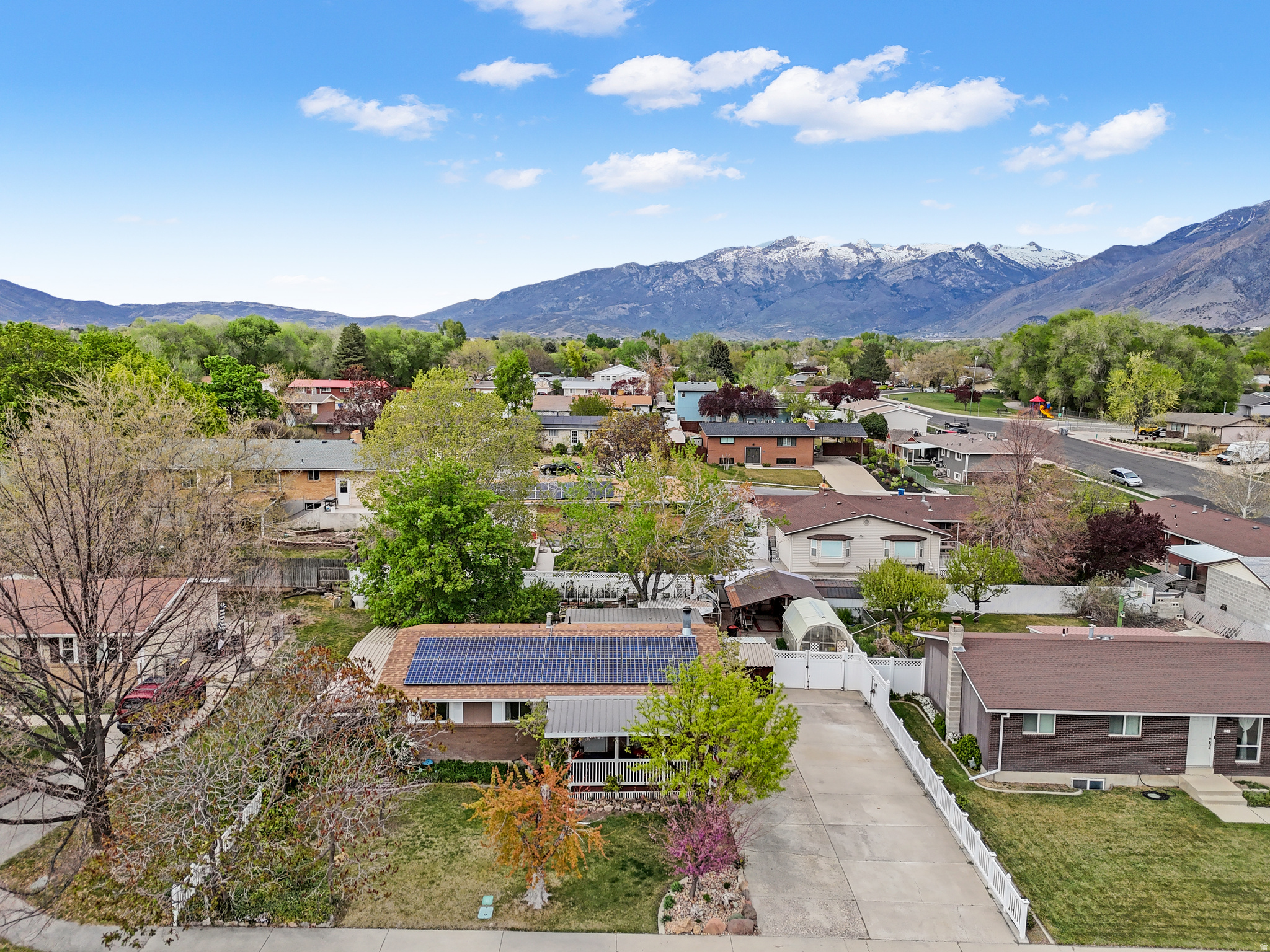 PEBBLE CREEK ESTATES - Residential