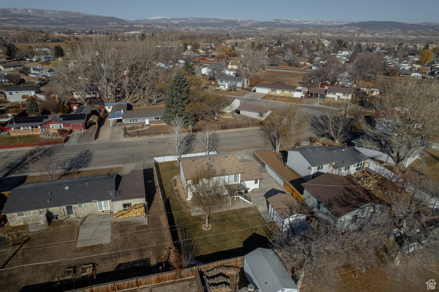 MOUNTAIN VIEW - Residential