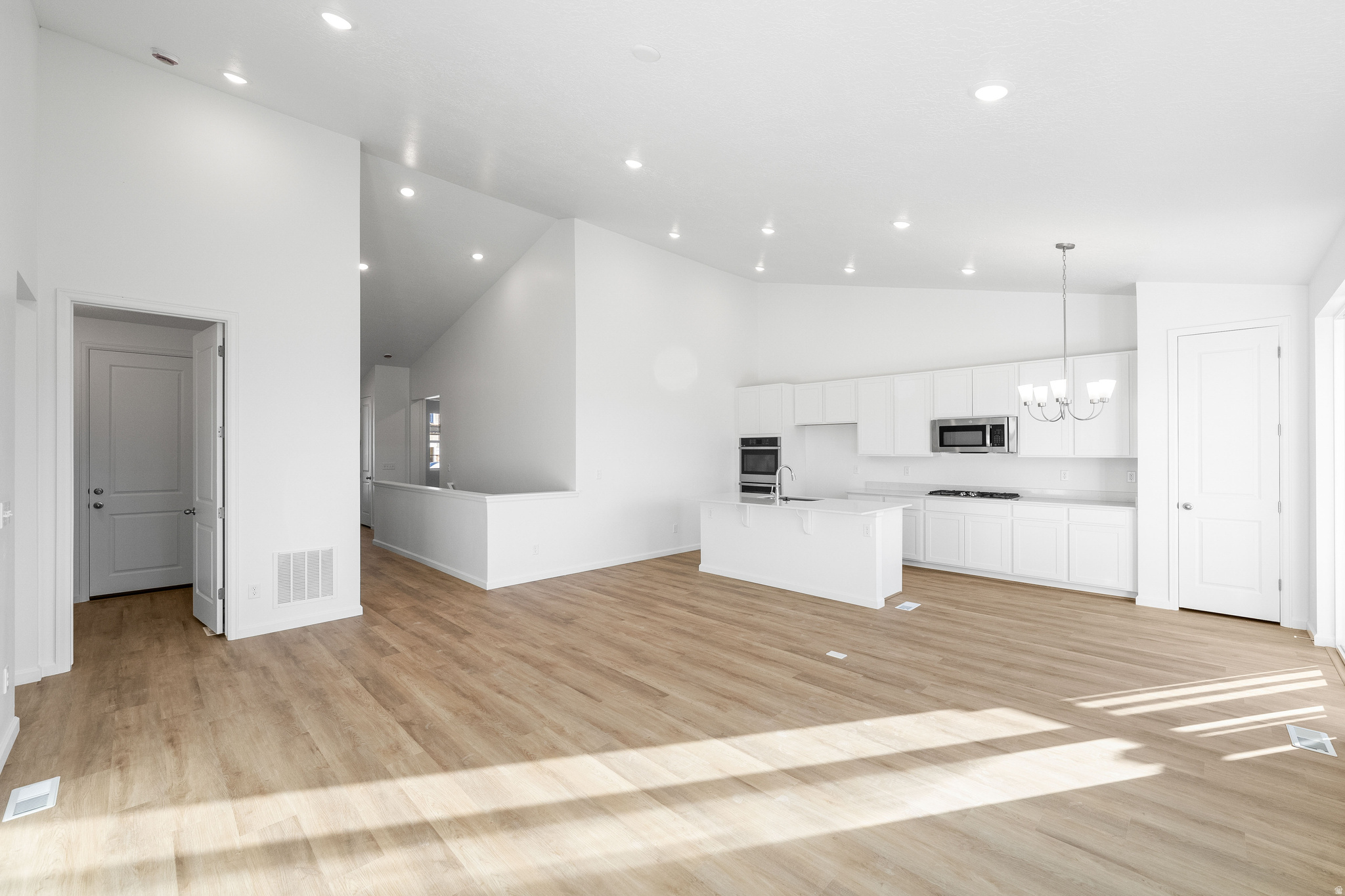 DEER RUN - Residential