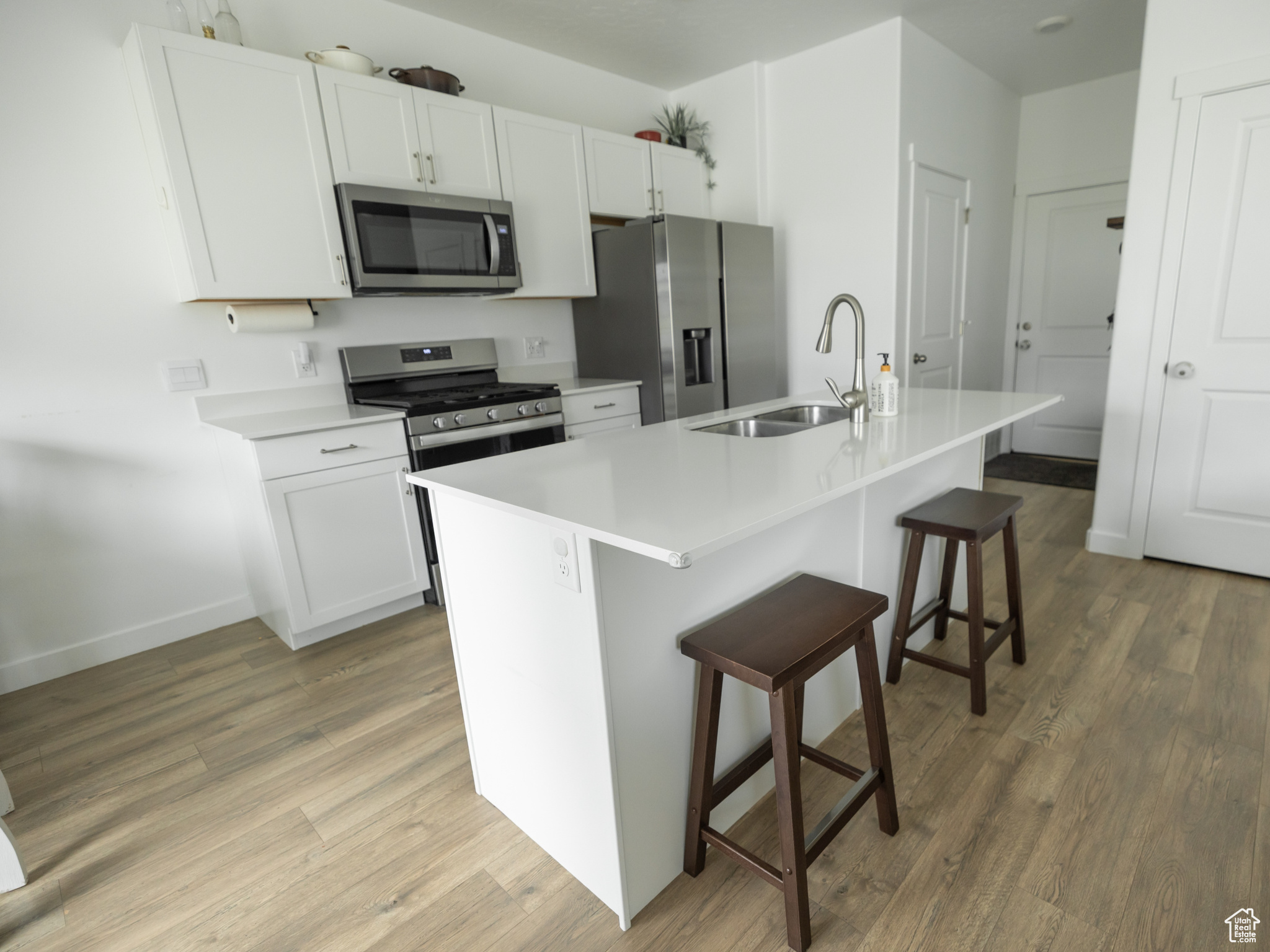 FOOTHILL VILLAGE - Residential