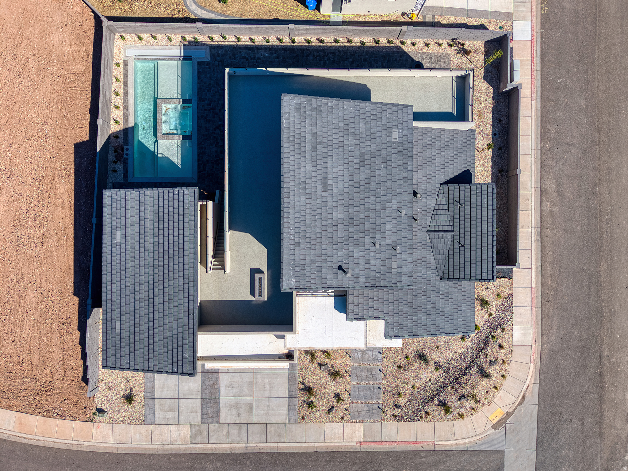 FALCON RIDGE PH 4 - Residential