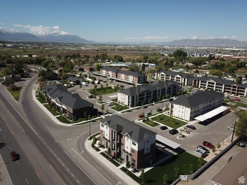 Tiny photo for 560 S MAIN ST, Springville, UT 84663 (MLS # 2072592)