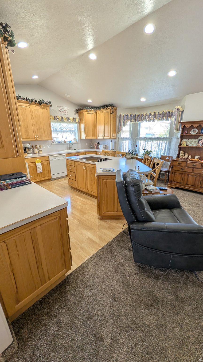 KIRKLAND - Residential