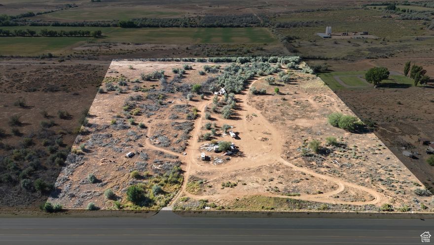 23.65 acres ready to be developed! Zoned residential. Utilities are believed to be available in the nearby highway. Buyer to verify this to their own satisfaction.