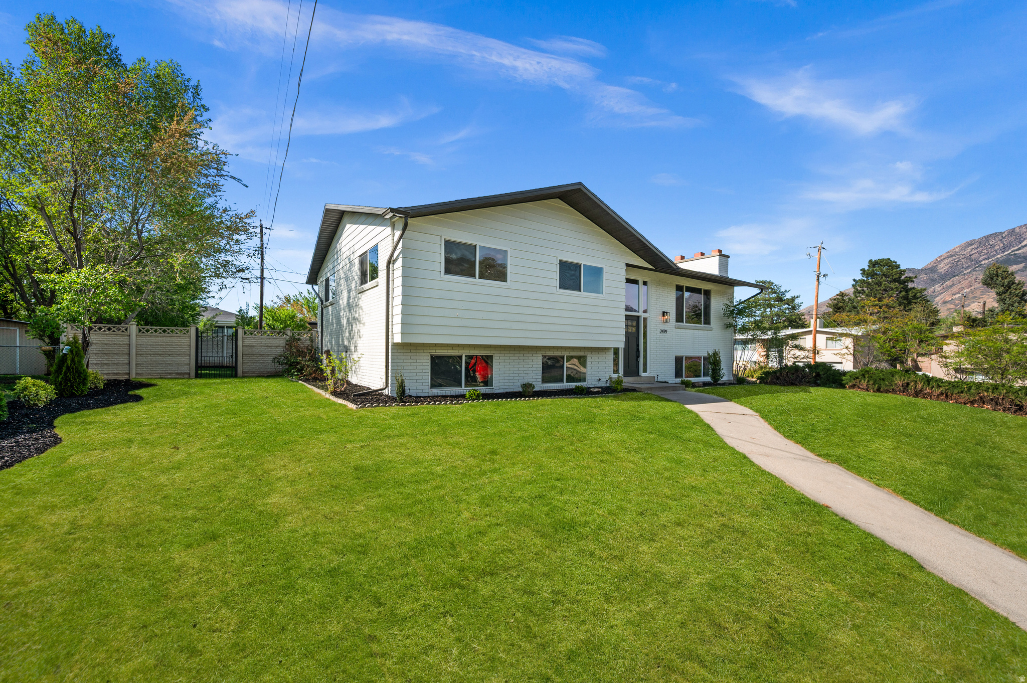 RIVIERA HEIGHTS NO 4 - Residential