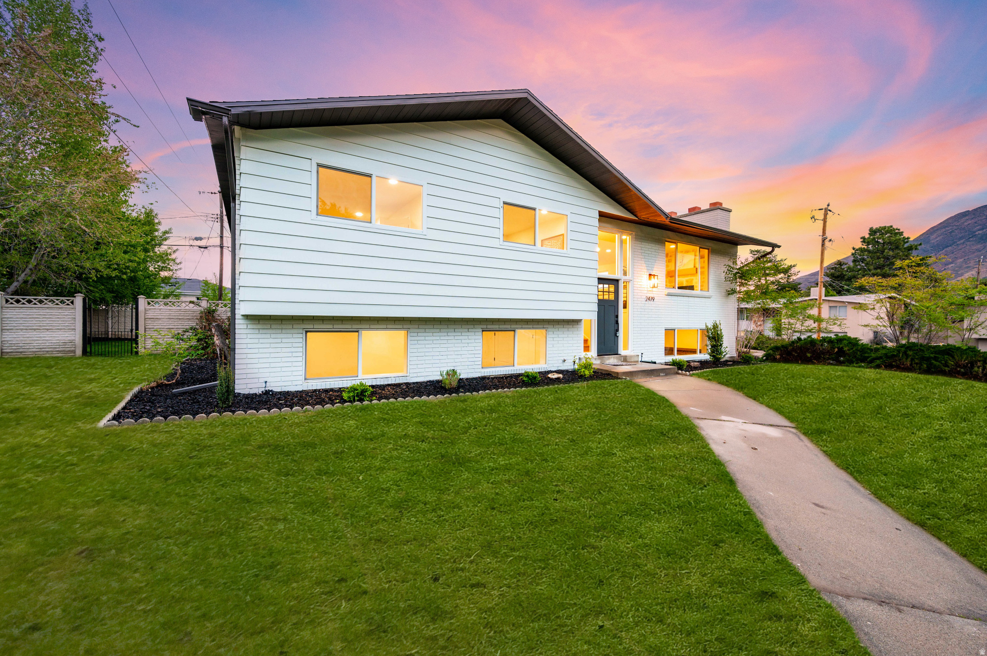 RIVIERA HEIGHTS NO 4 - Residential