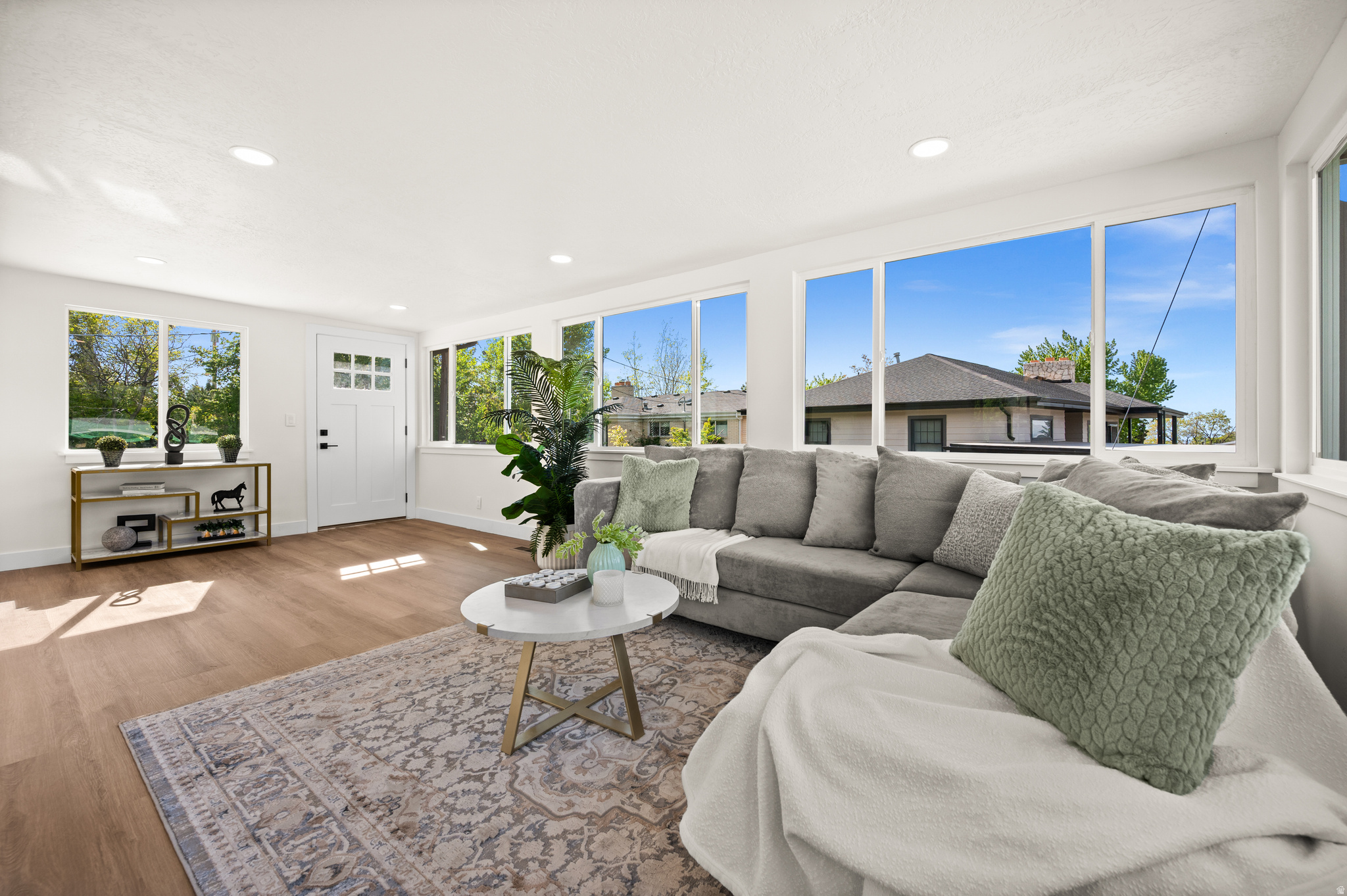 RIVIERA HEIGHTS NO 4 - Residential