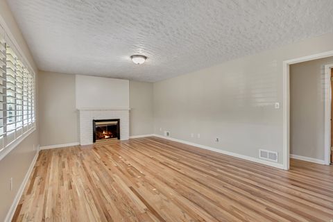 Tiny photo for 848 FRANKLIN ST, Ogden, UT 84403 (MLS # 2135980)