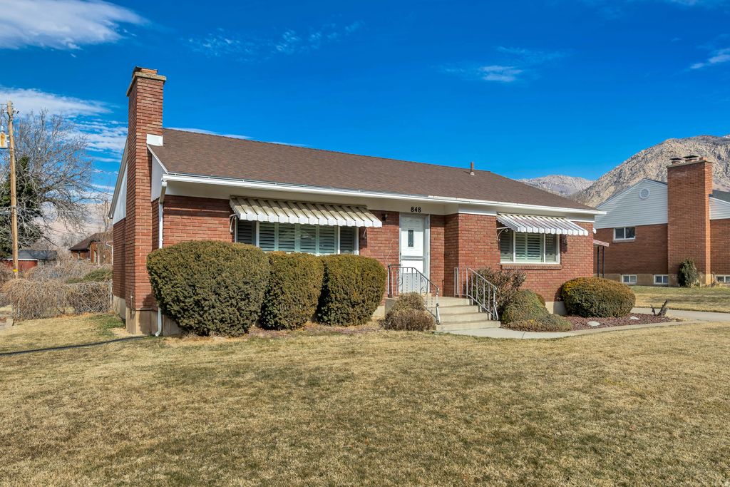 Photo of 848 FRANKLIN ST, Ogden, UT 84403 (MLS # 2135980)