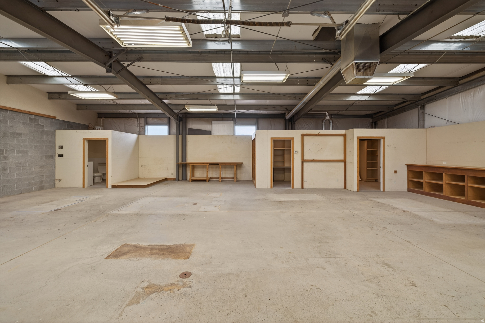 MCKNIGHT PROPERTIES INDUSTRIAL SUBDIVISION - Commercial Sale