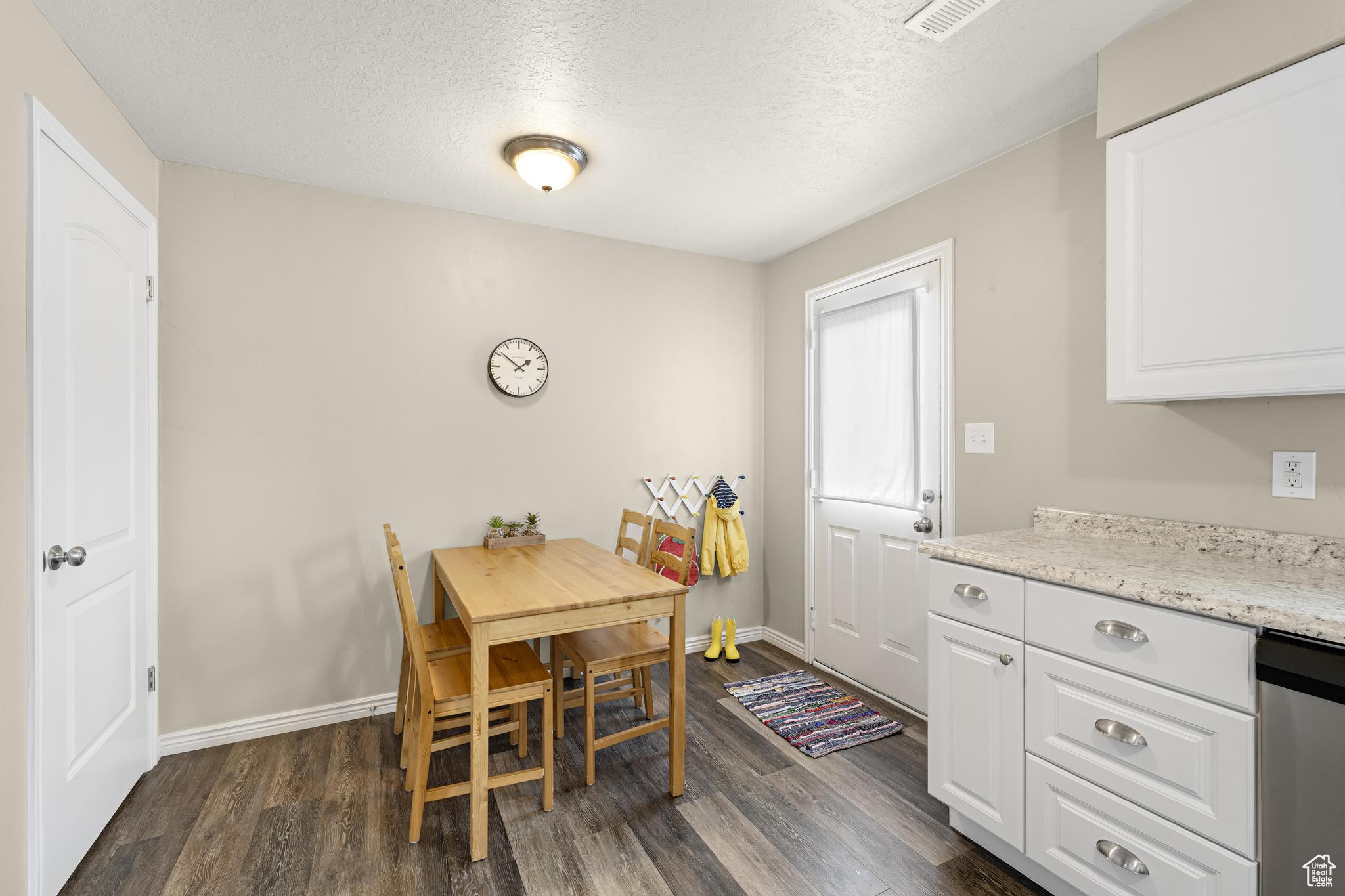 WILLOW TREE - Residential