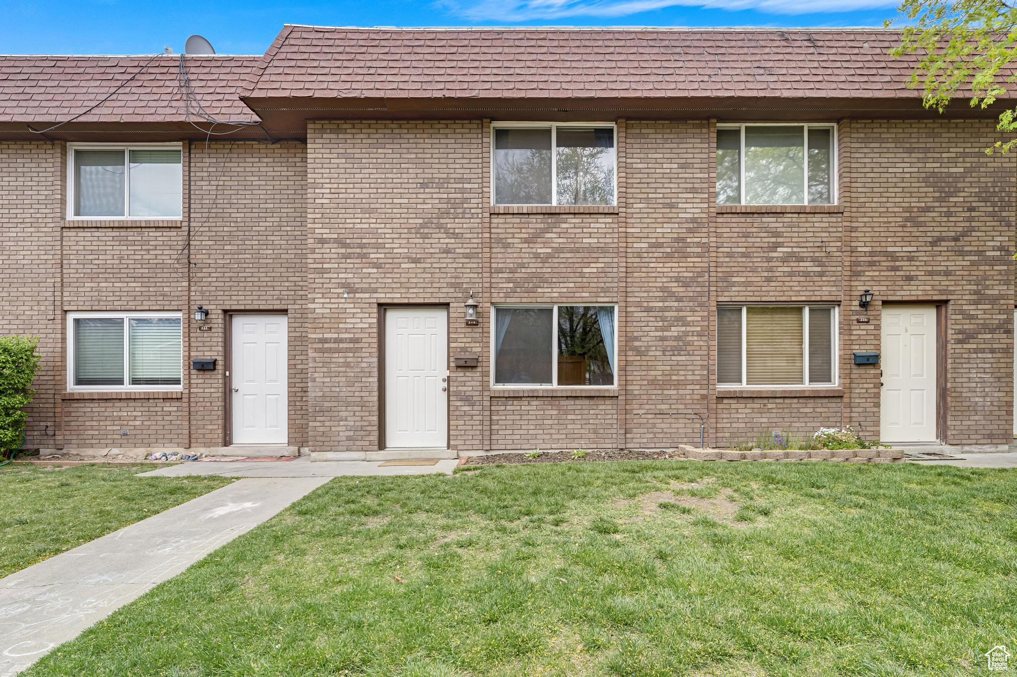 WILLOW TREE - Residential