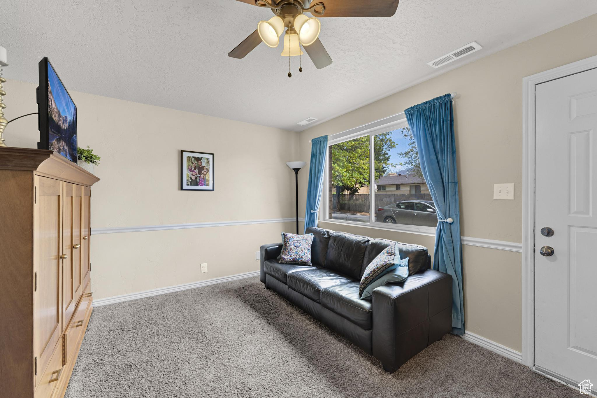 WILLOW TREE - Residential