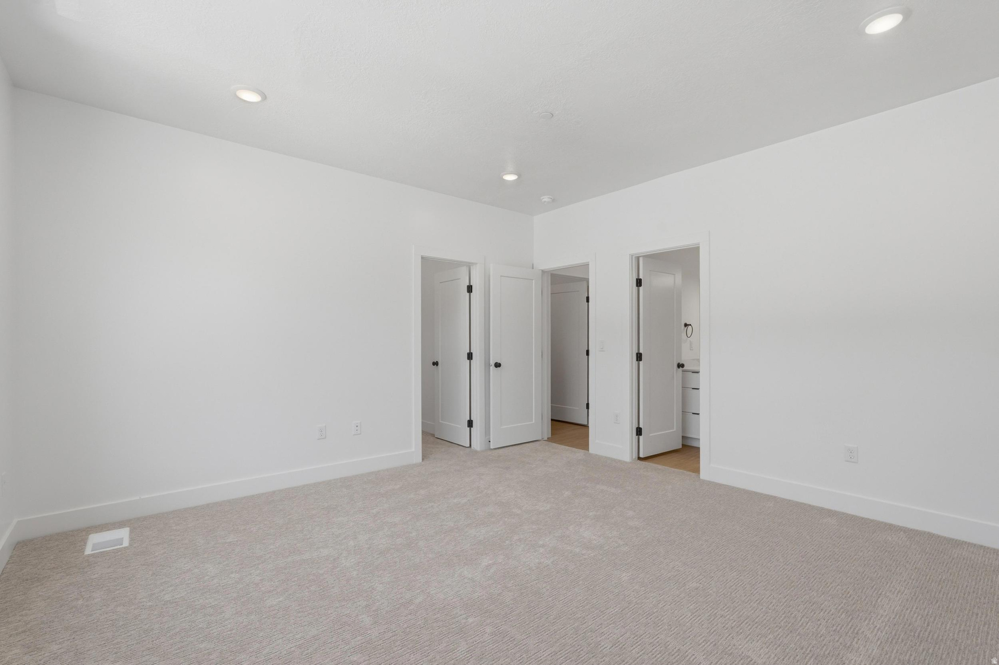 PEAKS TOWNHOMES - Residential
