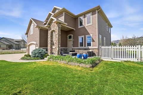 Tiny photo for 5462 E 2575 N, Eden, UT 84310 (MLS # 2150077)