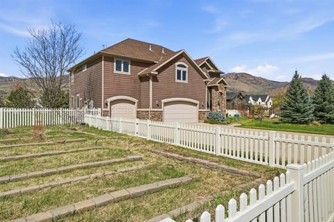Tiny photo for 5462 E 2575 N, Eden, UT 84310 (MLS # 2150077)