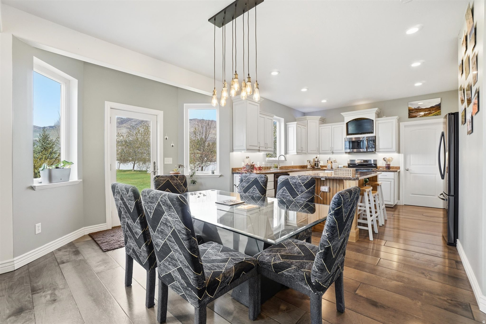 EDEN ACRES - Residential