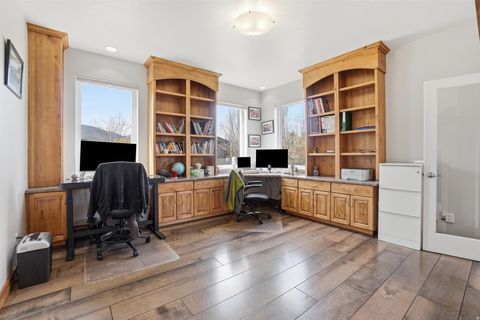 Tiny photo for 5462 E 2575 N, Eden, UT 84310 (MLS # 2150077)