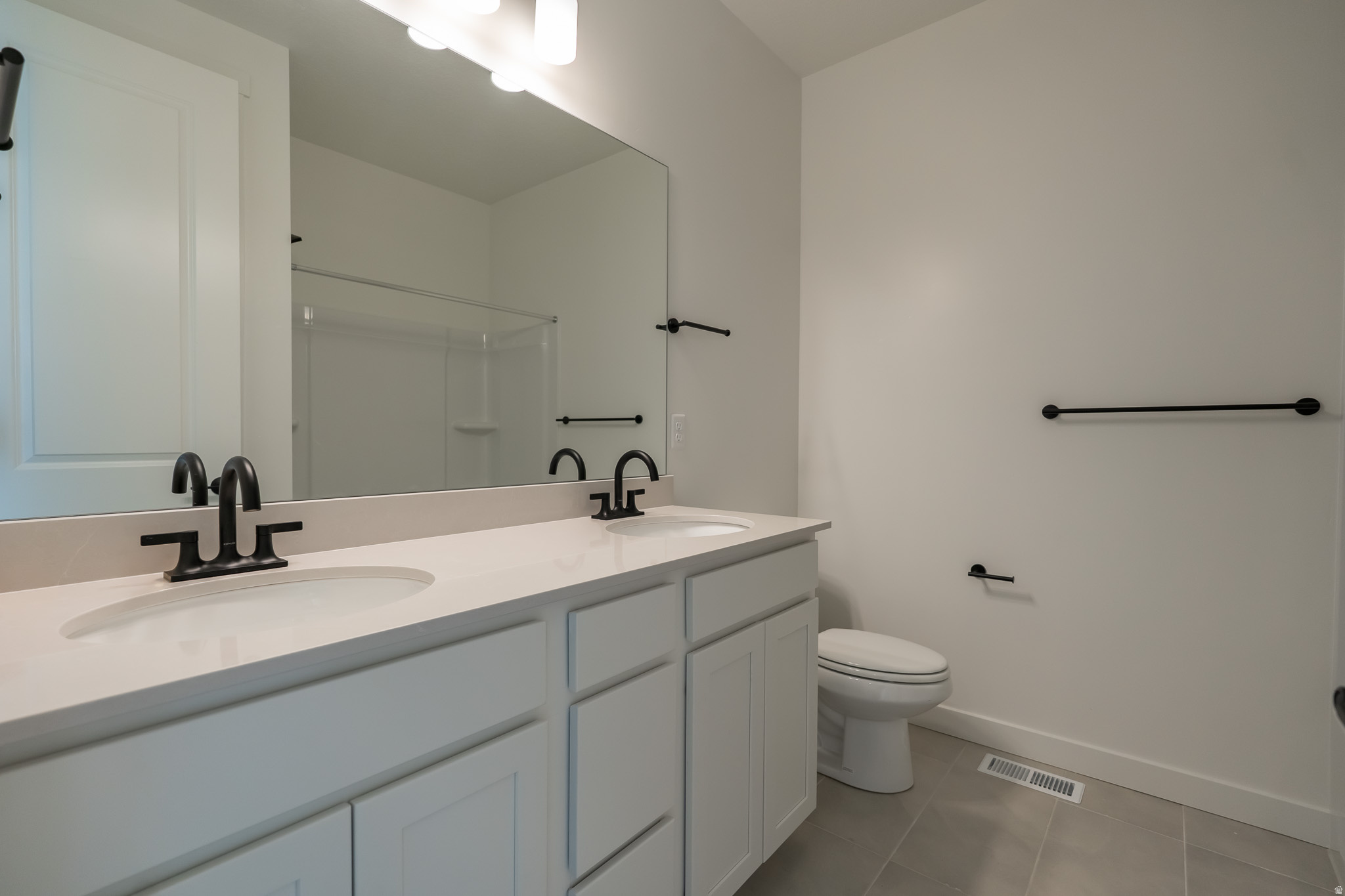 THE ESTATES AT SUNSET FLATS - Residential