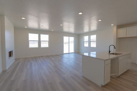 Tiny photo for 2191 E GRANITE LN, Eagle Mountain, UT 84005 (MLS # 2134832)