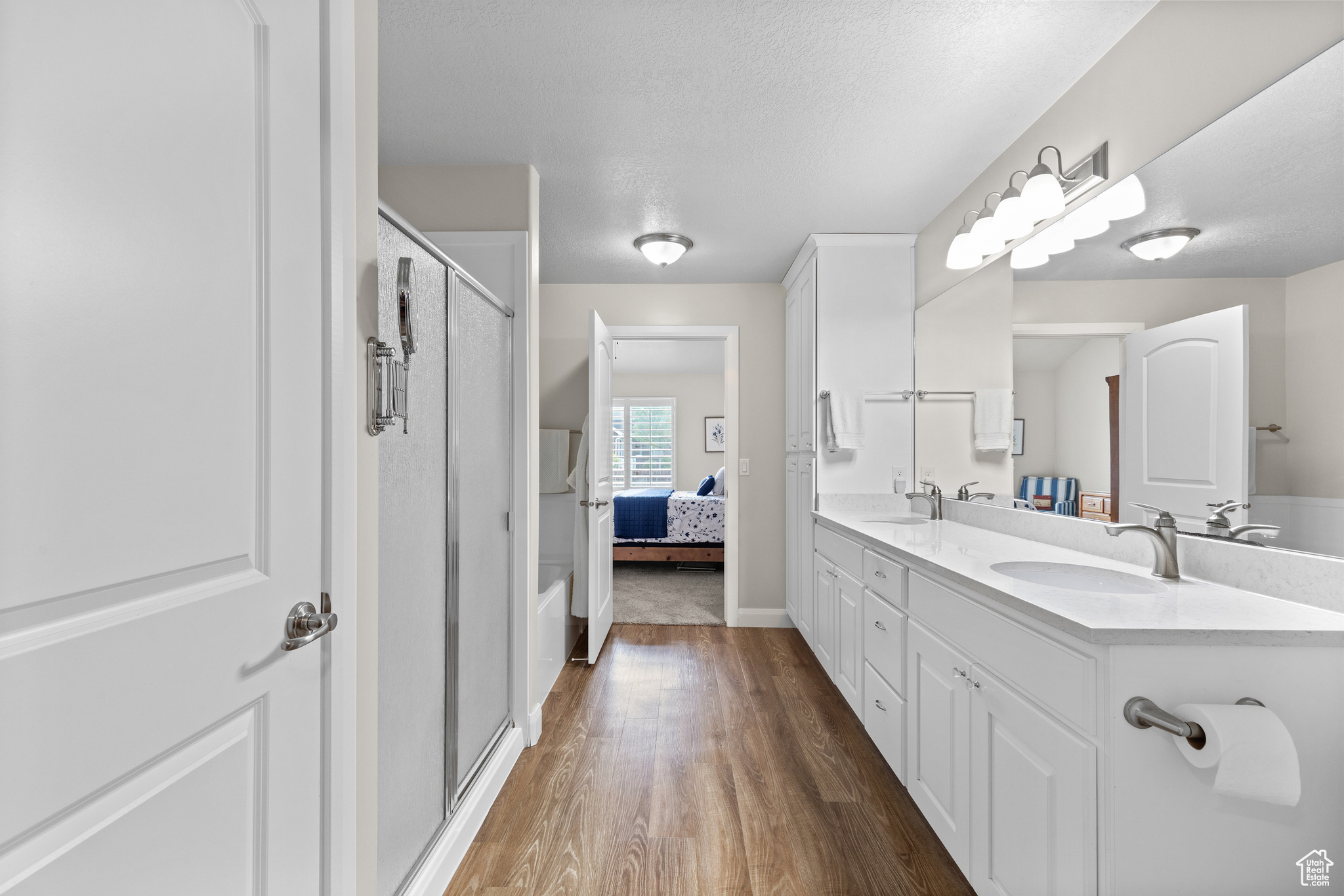 VILLAS PIONEER CROSSING - Residential