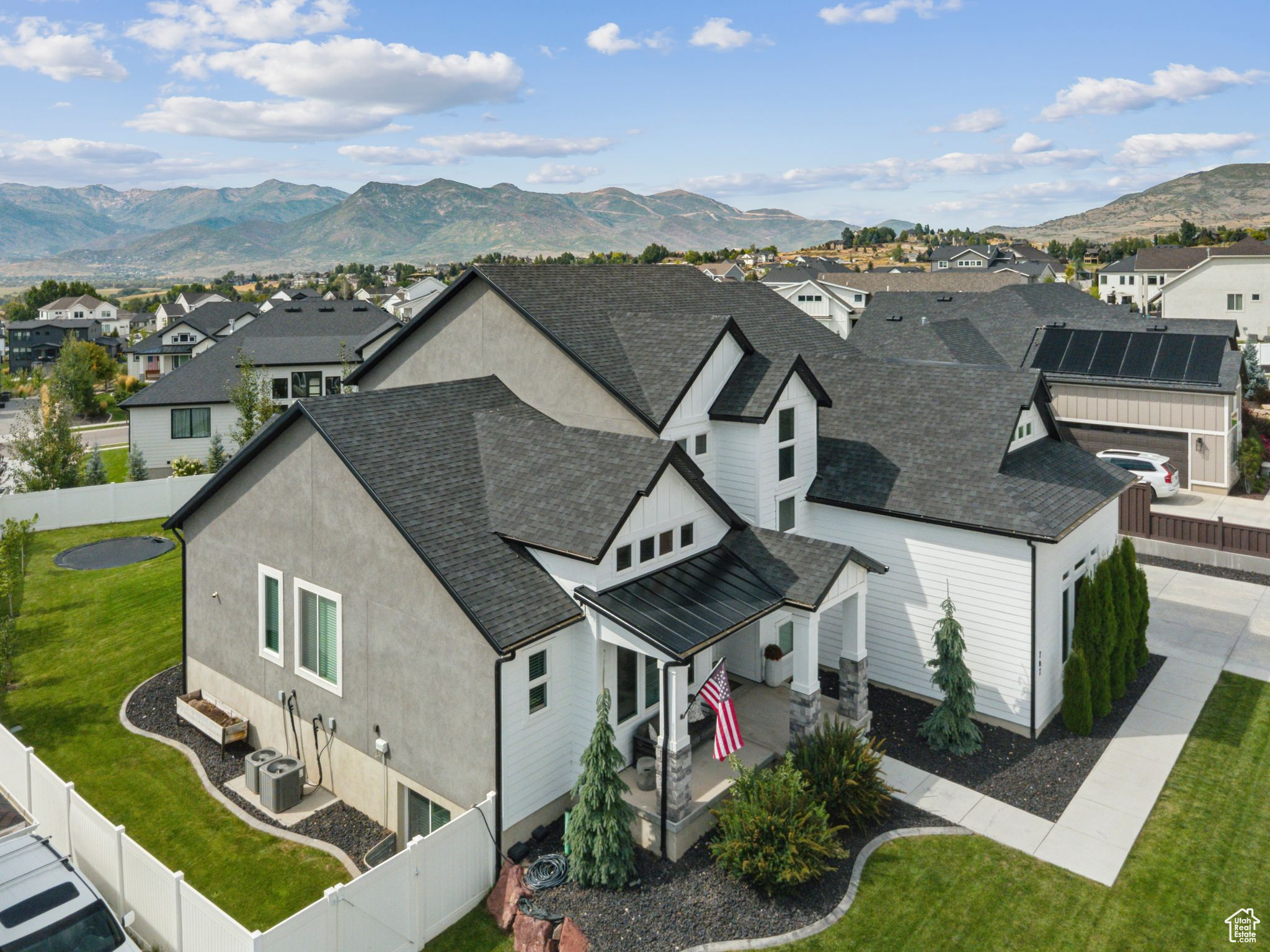 STONE CREEK - Residential