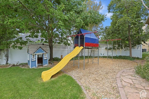 Tiny photo for 4668 BOUNTIFUL RIDGE DR, Bountiful, UT 84010 (MLS # 2178804)