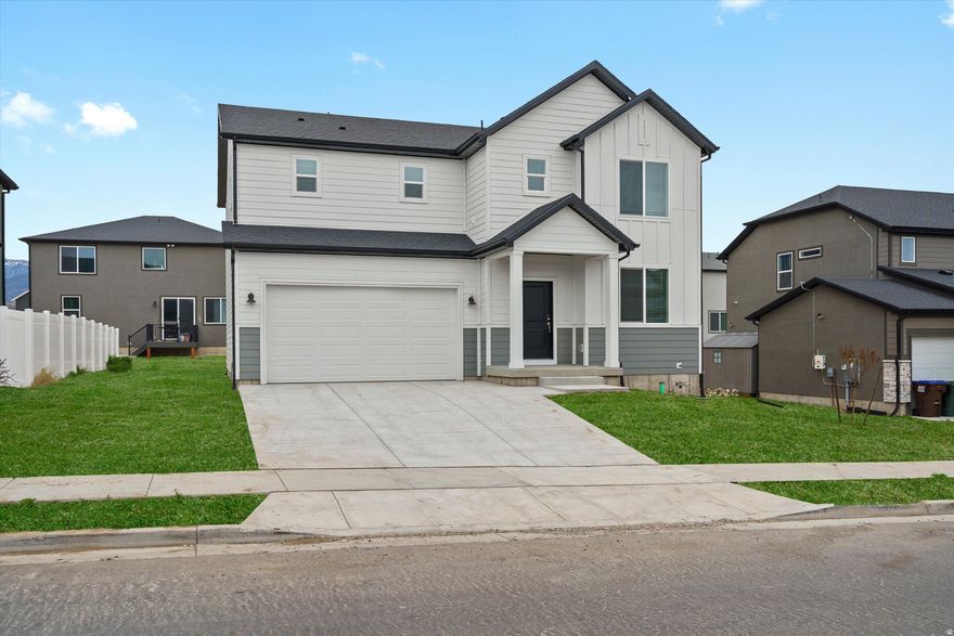 This home's cohesive great room, dining room, and kitchen make entertaining easy. Upstairs, unwind in the primary suite with a spacious bathroom and walk in closet. Unfinished basement included. Move in ready with a washer, dryer, fridge and blinds throughout! Total home approx. sq. ft. 3,411.