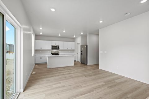 Tiny photo for 3452 N HANNAH ST #1607, Eagle Mountain, UT 84005 (MLS # 2154612)