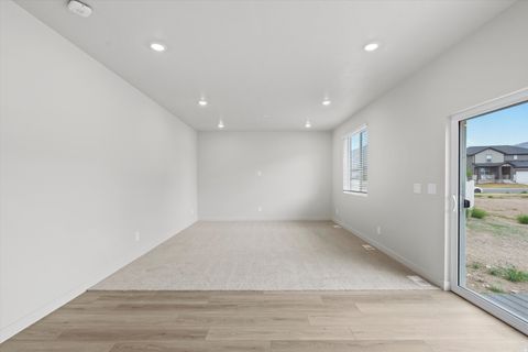 Tiny photo for 3452 N HANNAH ST #1607, Eagle Mountain, UT 84005 (MLS # 2154612)