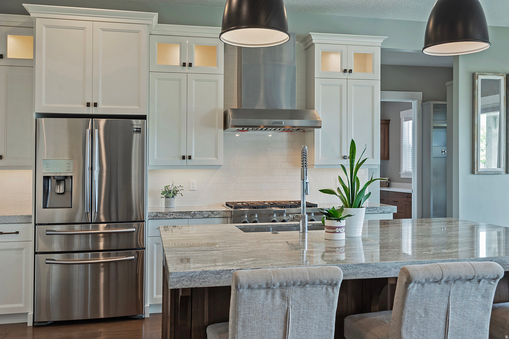 VILLAS@DIMPLE DELL - Residential