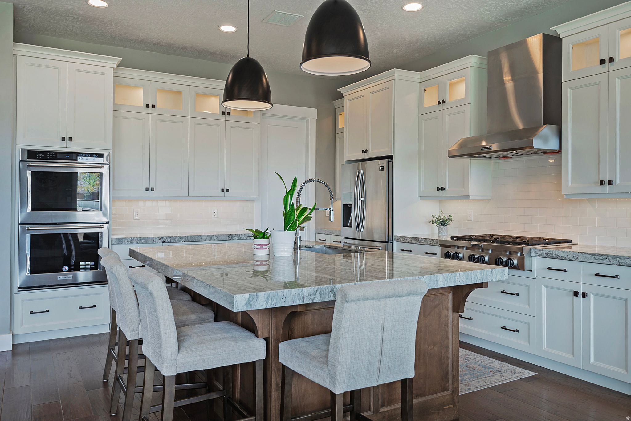 VILLAS@DIMPLE DELL - Residential