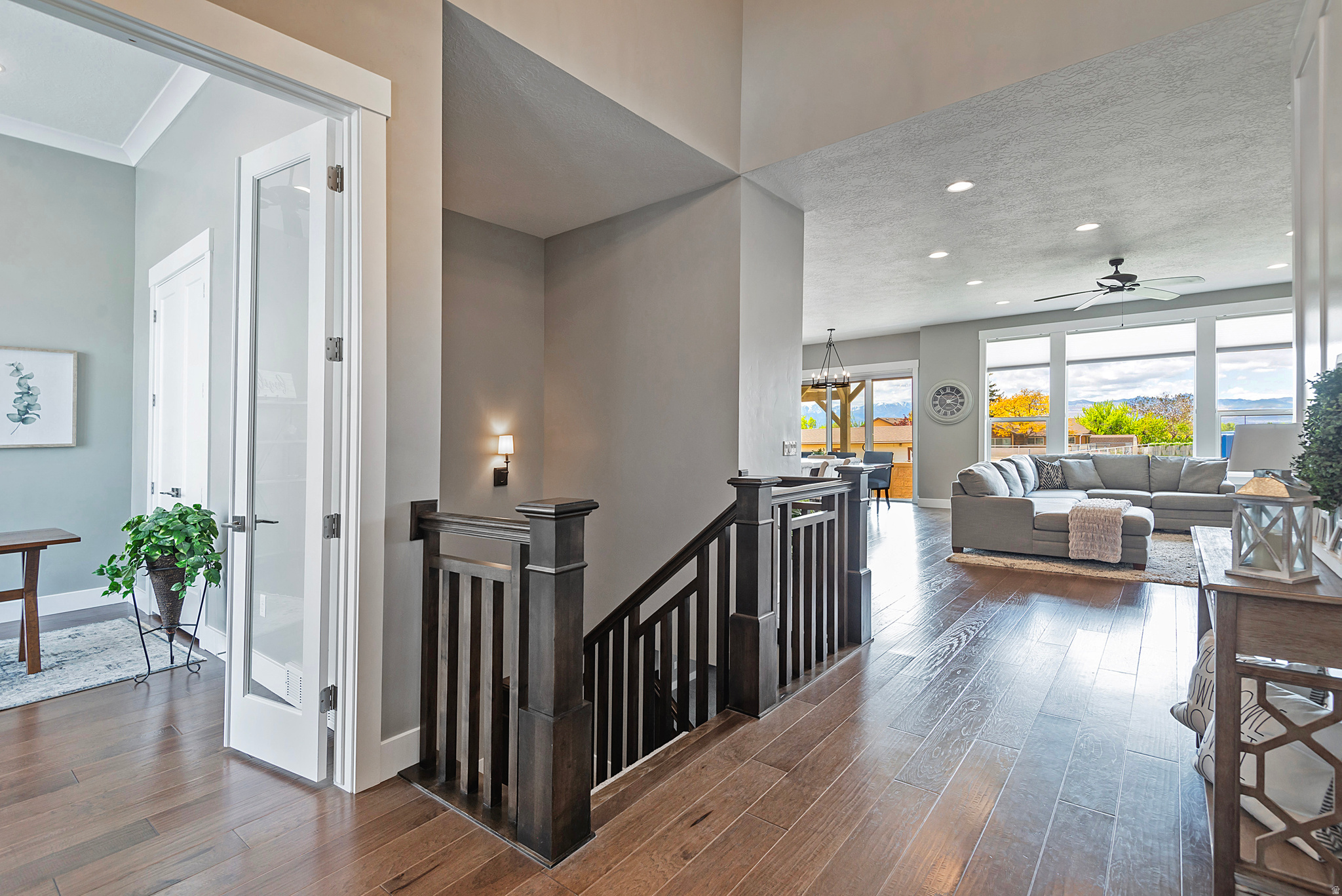 VILLAS@DIMPLE DELL - Residential