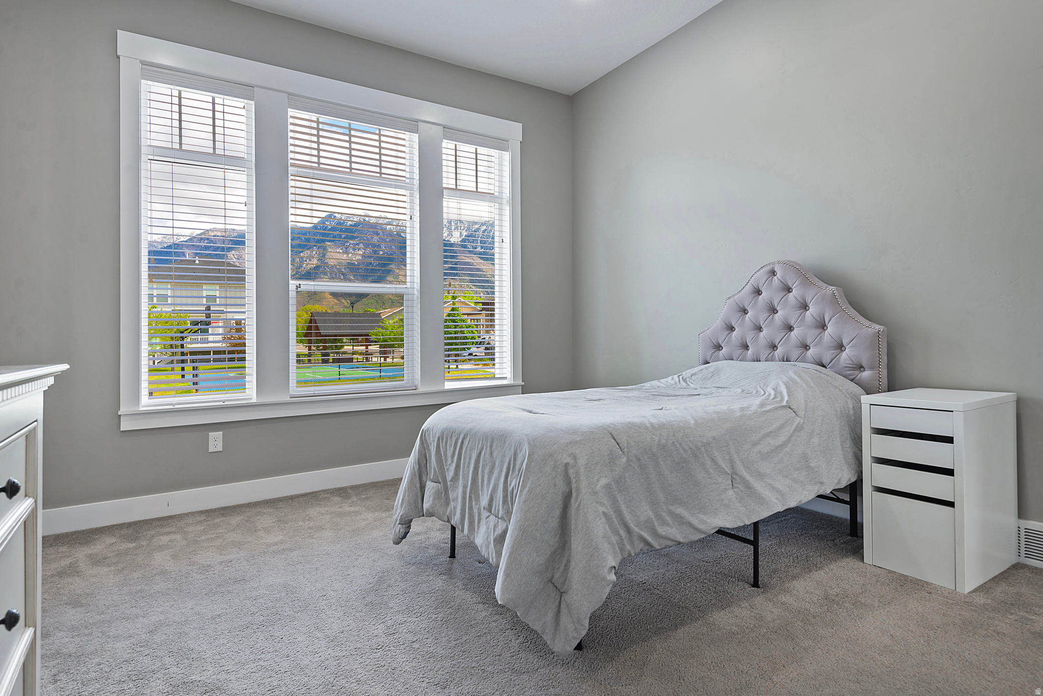 VILLAS@DIMPLE DELL - Residential