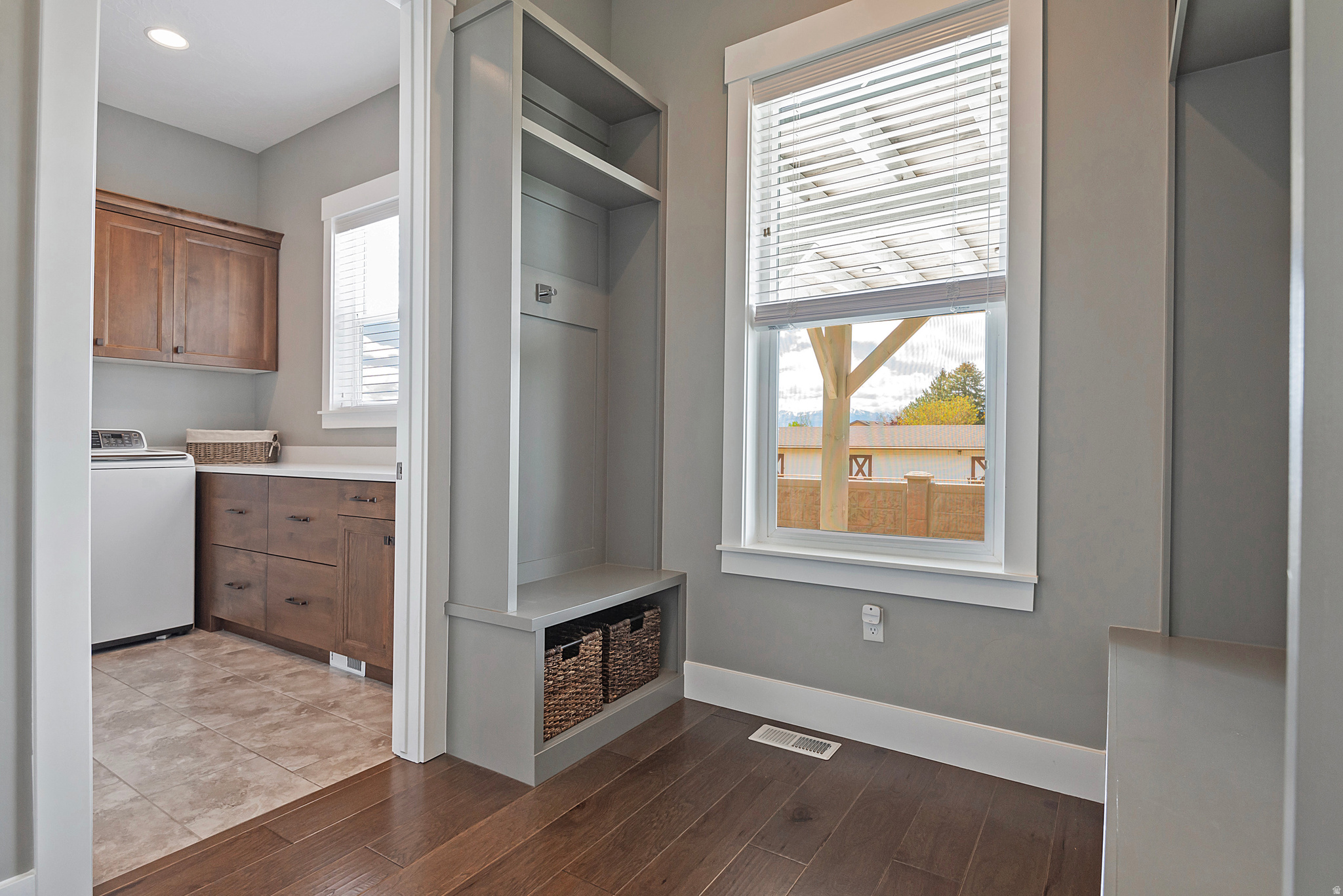 VILLAS@DIMPLE DELL - Residential