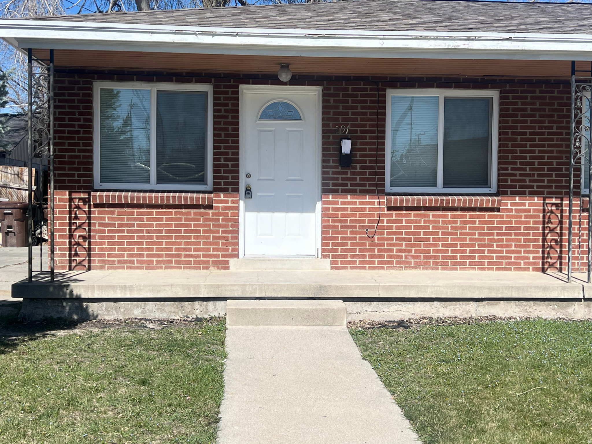 WELBY AVENUE SUB - Residential Lease