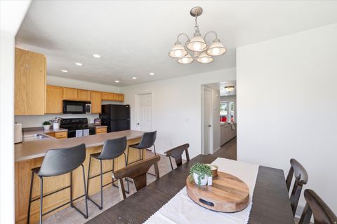 Tiny photo for 1548 E 1350 S, Provo, UT 84606 (MLS # 2154640)