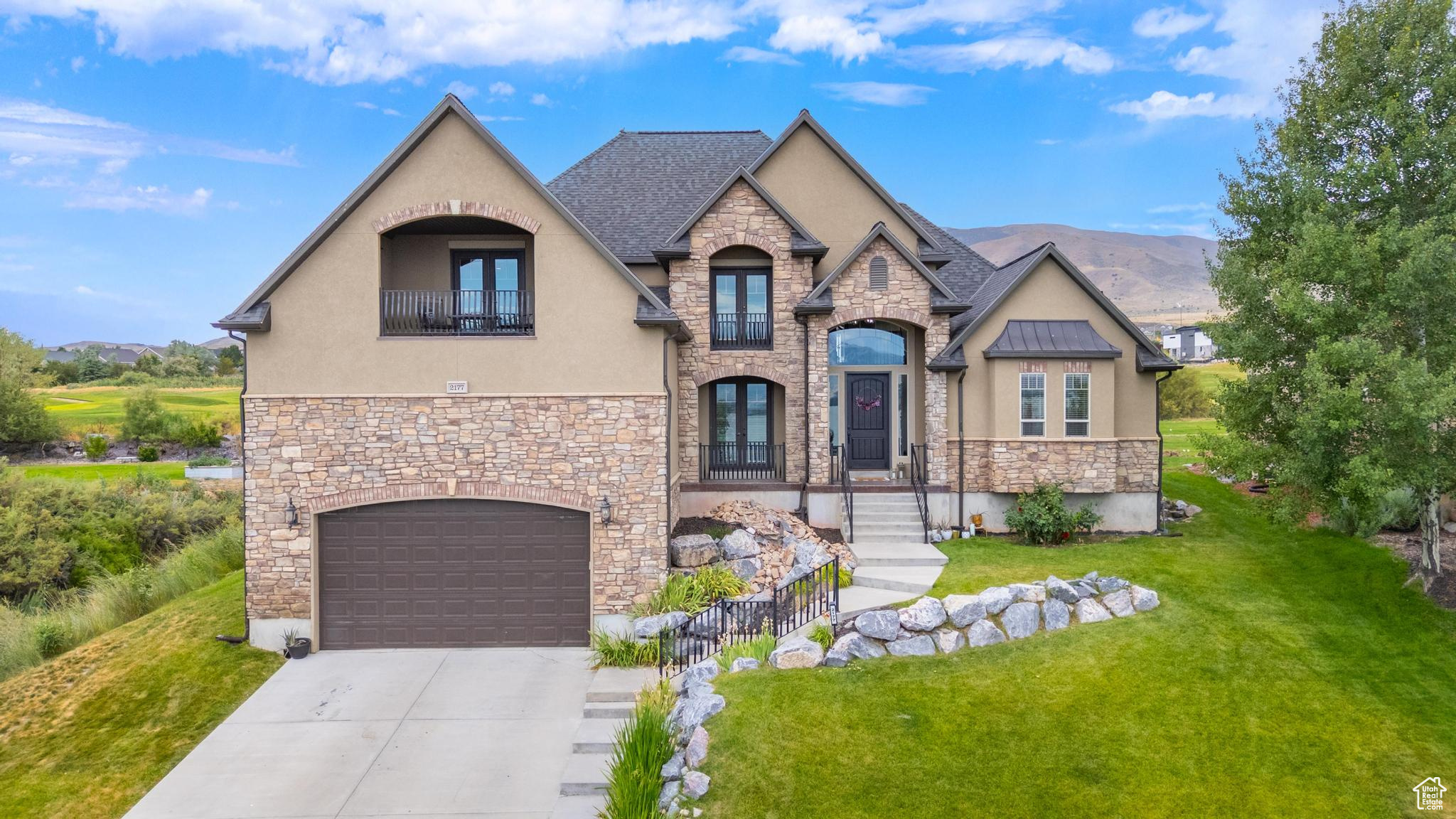 SARATOGA SPRINGS - Residential